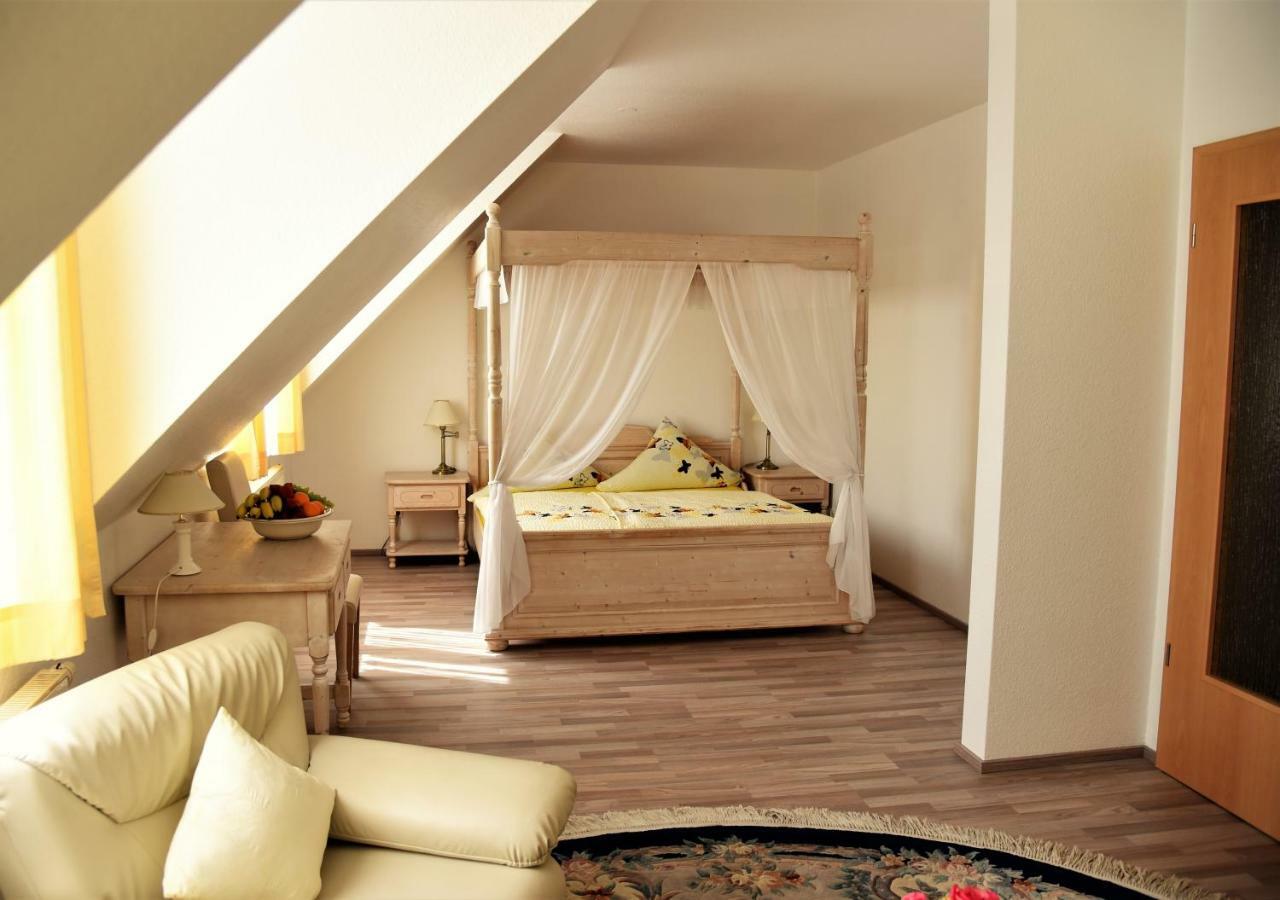 Hotel Restaurant Normandie Шильдов Экстерьер фото