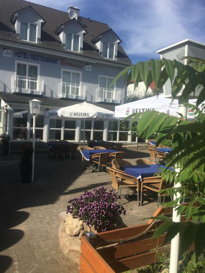 Hotel Restaurant Normandie Шильдов Экстерьер фото